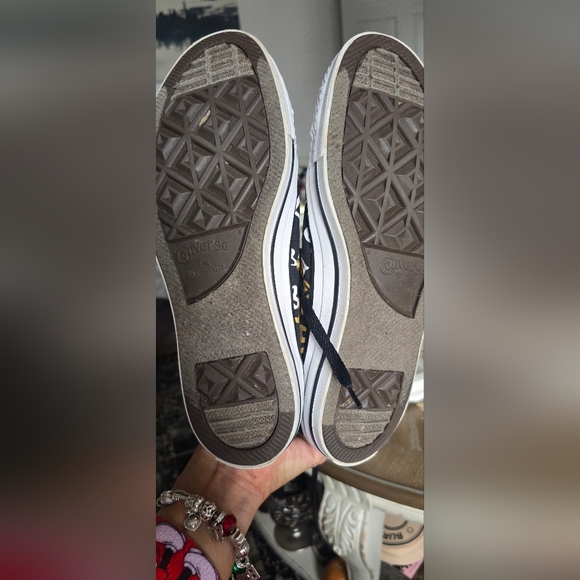 Converse Chuck Taylor all starts high black with heart - Picture 6 of 17